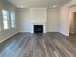 139 Iris Dr in Raleigh, NC - Building Photo - Building Photo