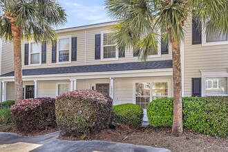 1003 Washitonia Way in Charleston, SC - Foto de edificio - Building Photo