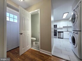 19728 Wootton Ave in Poolesville, MD - Building Photo