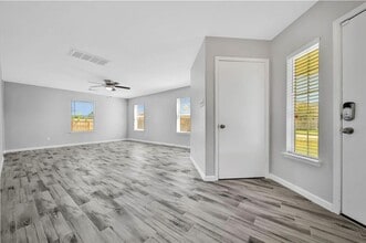 6607 Colonial Rose Ln in Richmond, TX - Foto de edificio - Building Photo