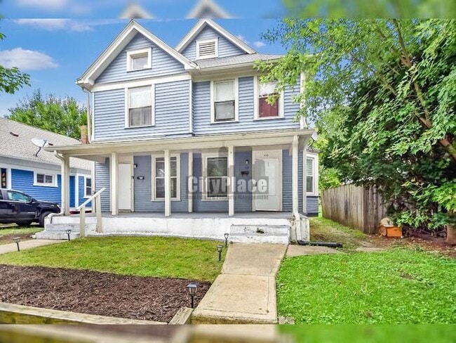 413 N Oxford St in Indianapolis, IN - Foto de edificio - Building Photo
