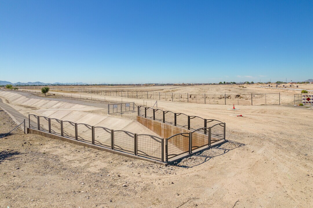 El Cidro in Goodyear, AZ - Foto de edificio