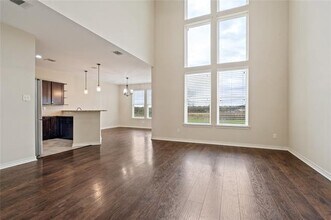 102 Eagle Meadow Dr in Weatherford, TX - Building Photo - Building Photo