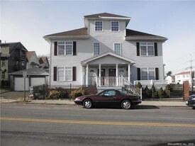285 Waterview Ave in Bridgeport, CT - Building Photo