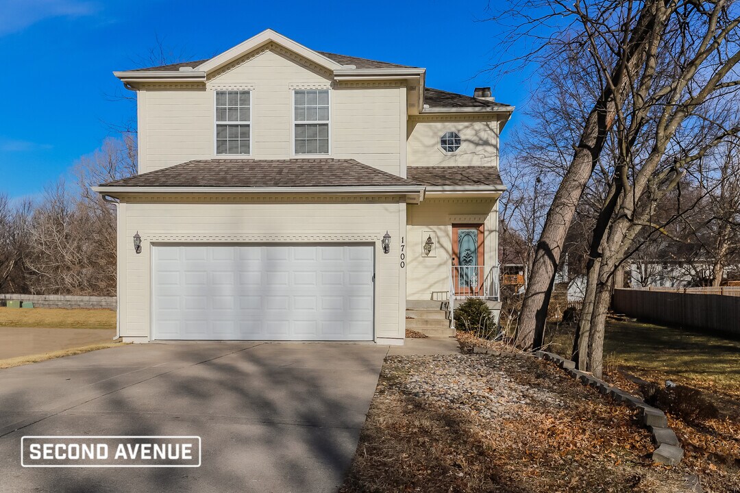 1700 NE 114 St in Kansas City, MO - Building Photo