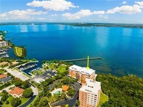 14813 Laguna Dr-Unit -401 in Ft. Myers, FL - Building Photo - Building Photo