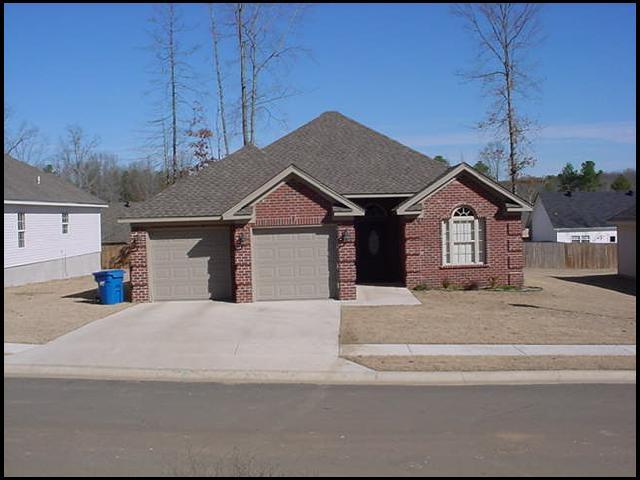 110 Sahalee Cove in Benton, AR - Building Photo