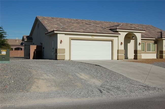 4920 Honey Locust Dr in Pahrump, NV - Building Photo - Building Photo