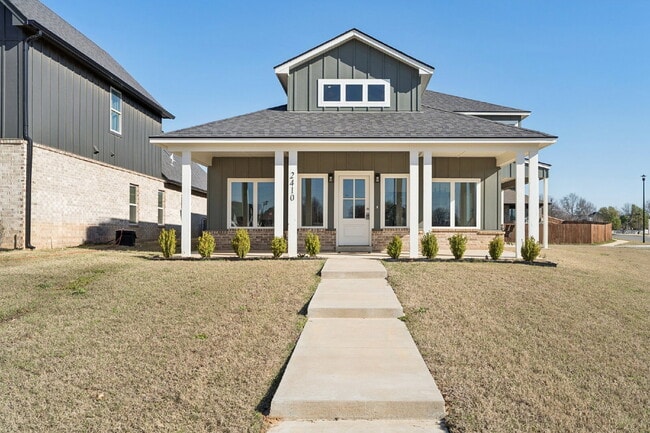 2410 W Charleston St in Broken Arrow, OK - Building Photo - Building Photo