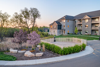 Casaloma Towers Apartment in Appleton, WI - Building Photo - Building Photo