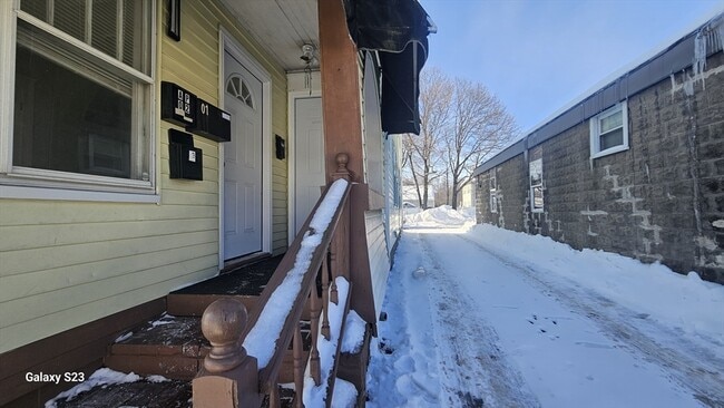 310 N Main St in Uxbridge, MA - Building Photo - Building Photo