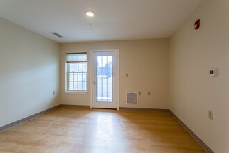 Sanborn Crossing Apartments - 62+ Community in Londonderry, NH - Building Photo - Other