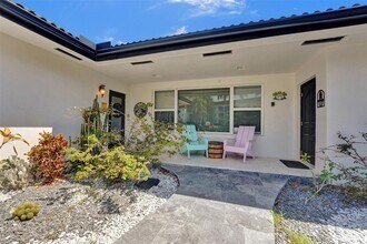 401 Layne Blvd in Hallandale Beach, FL - Building Photo - Building Photo