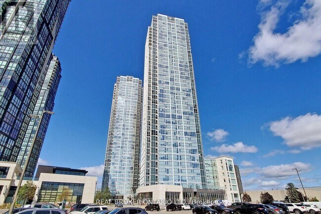 2908-2908 Hwy 7 in Vaughan, ON - Building Photo - Building Photo