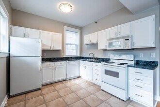 234 E 9th St in Indianapolis, IN - Building Photo - Building Photo