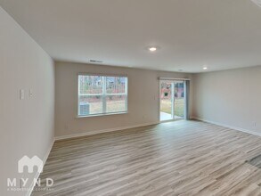 4137 Lurelin Rd in Charlotte, NC - Building Photo - Building Photo