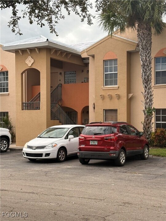 4160 Castilla Circle in Ft. Myers, FL - Building Photo