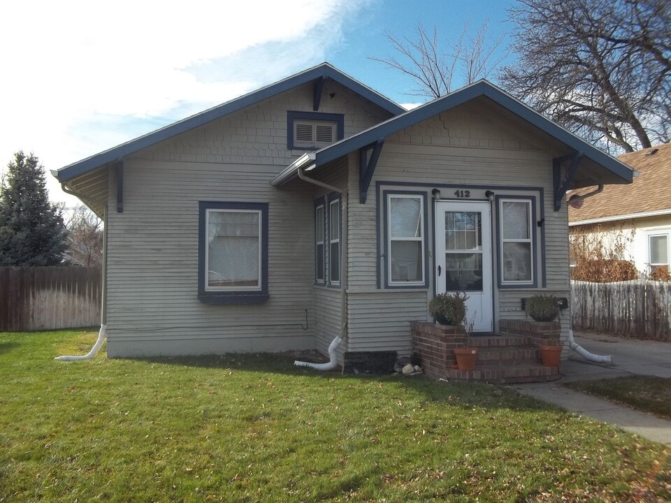 412 S 37th St in Billings, MT - Building Photo