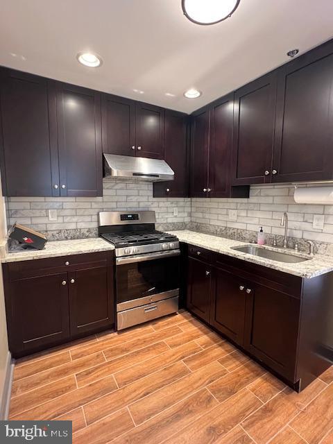 912 Winter St in Philadelphia, PA - Building Photo