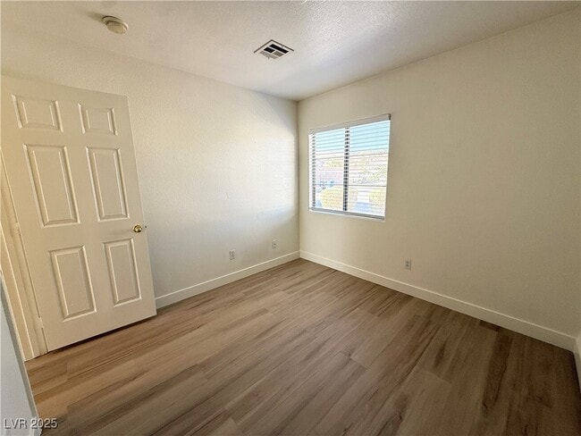 property at 5718 Royal Sands St