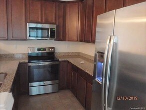 2452 Madeline Meadow Dr in Charlotte, NC - Building Photo - Building Photo