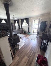 1244 La Barr Mdws Rd in Grass Valley, CA - Building Photo - Building Photo