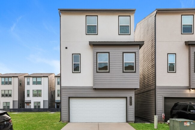 property at 18519 Centro Row