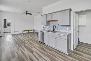 104 N Main St in Richfield, UT - Building Photo