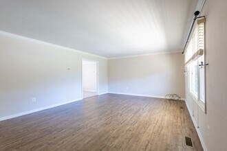 12202 Foxhill Ln in Bowie, MD - Building Photo - Building Photo
