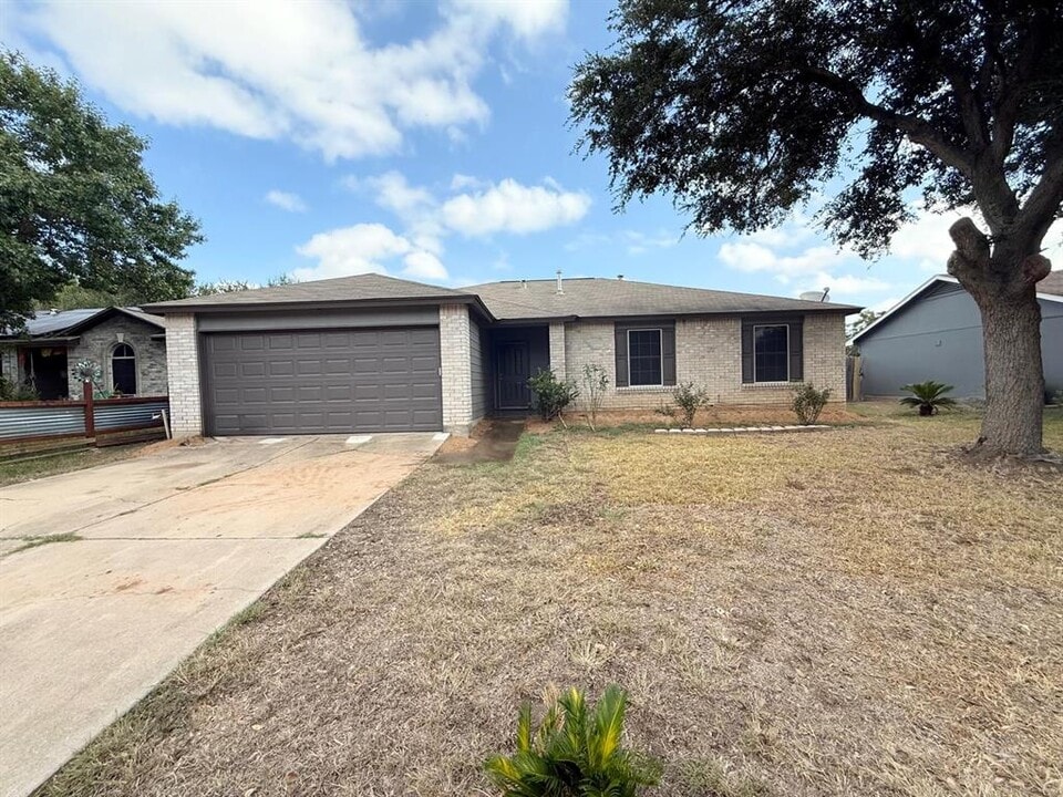 11624 Railton Dr in Austin, TX - Building Photo