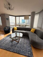 20 2nd St in Jersey City, NJ - Foto de edificio - Building Photo