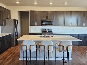 10869 Wooden Pole Dr in Parker, CO - Building Photo - Building Photo