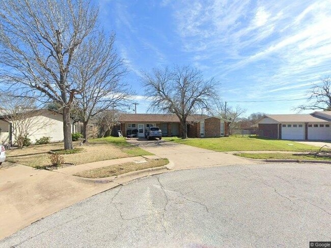 property at 1004 Mary Jane Cir