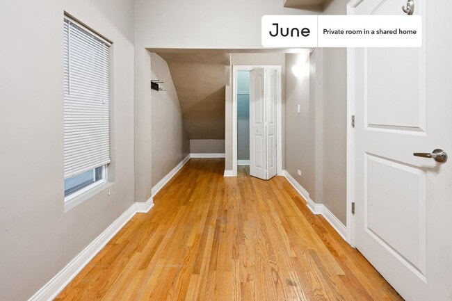 property at 2848 W Palmer St