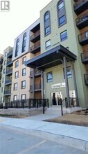 5 Chef Ln in Barrie, ON - Building Photo - Building Photo