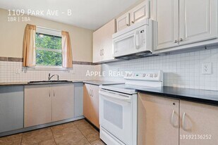 1109 Park Ave, Unit B in Durham, NC - Building Photo