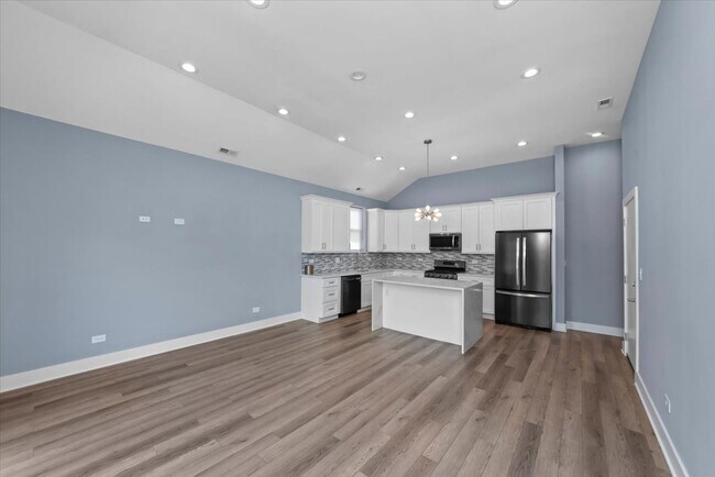 6632 S Kenwood Ave in Chicago, IL - Building Photo - Building Photo