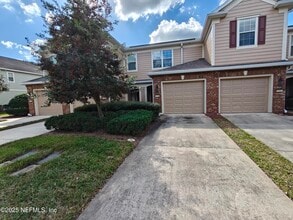 6918 Roundleaf Dr in Jacksonville, FL - Building Photo - Building Photo
