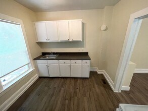 305 Kennedy St in Raleigh, NC - Building Photo - Building Photo