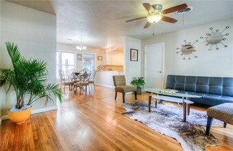 1603 Lightsey Rd in Austin, TX - Building Photo - Building Photo