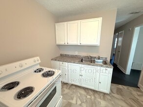 2728 Remington St in Charlotte, NC - Building Photo - Building Photo