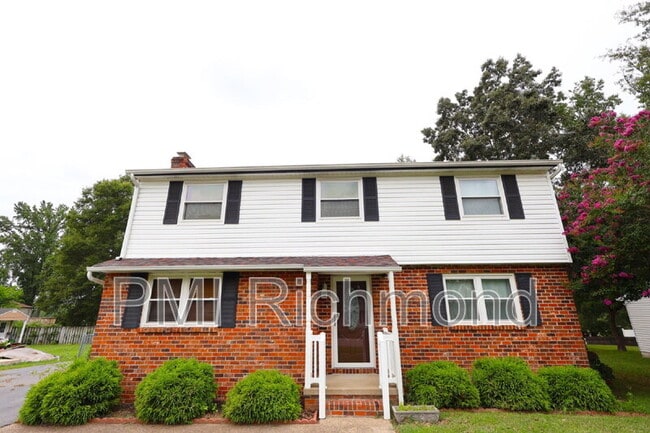 15808 Tinsberry Pl in Colonial Heights, VA - Building Photo - Building Photo