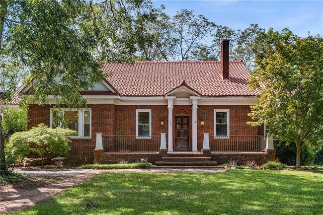 property at 787 Flat Shoals Ave SE