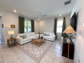 13233 SW 272nd St in Homestead, FL - Building Photo - Building Photo