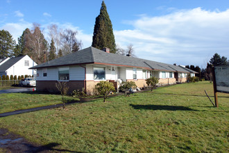 3103 Pacific Ave in Forest Grove, OR - Building Photo - Building Photo