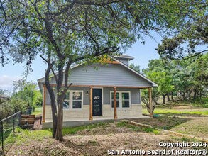 652 Apollo Dr in Canyon Lake, TX - Building Photo - Building Photo