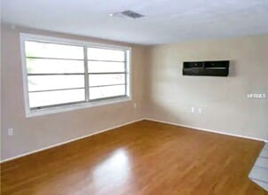 5912 Della Dr in Holiday, FL - Building Photo - Building Photo