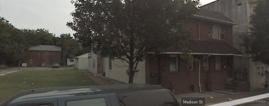 1139-1143 Madison St in Chester, PA - Building Photo
