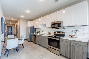 Flashcube Apartments in Kansas City, MO - Building Photo