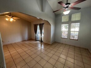 9802 Cantera Ct in Laredo, TX - Building Photo - Building Photo